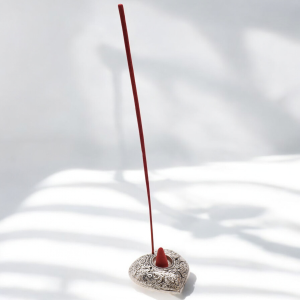 Small Heart Incense Holder  - 6x5.5x1.5cm - Image 3