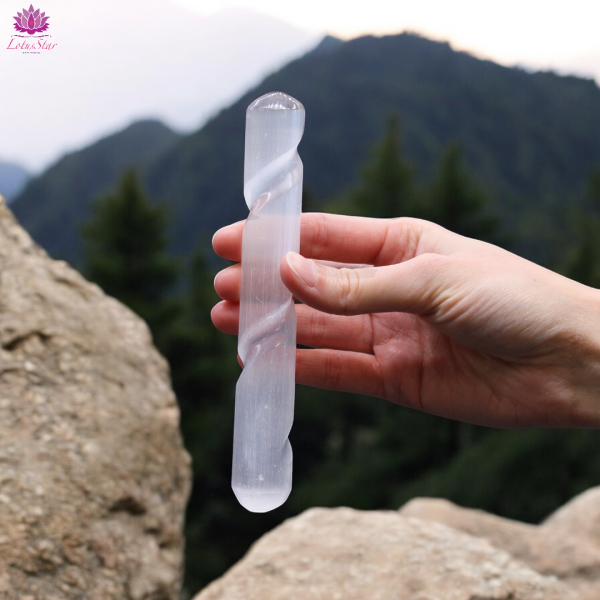 Selenite Spiral Wand - 16 cm Round Both Ends - Image 3