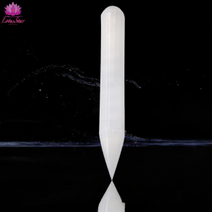 Selenite Wand - 16 cm Point One End