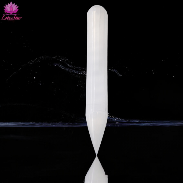 Selenite Wand - 16 cm Point One End
