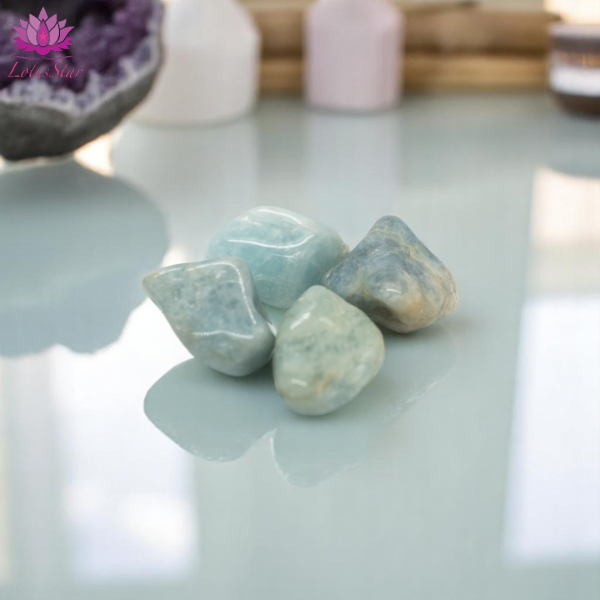 Aquamarine - Large - Tumblestone - Image 3