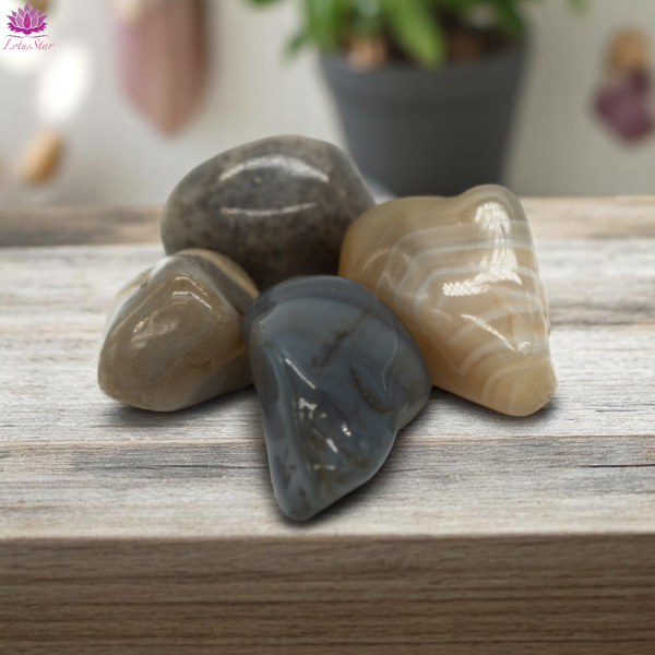 Grey Agate - Medium - Tumblestone - Image 3