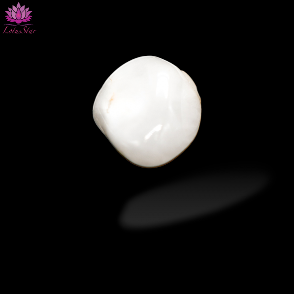 Snow Quartz - Medium - Tumblestone - Image 4